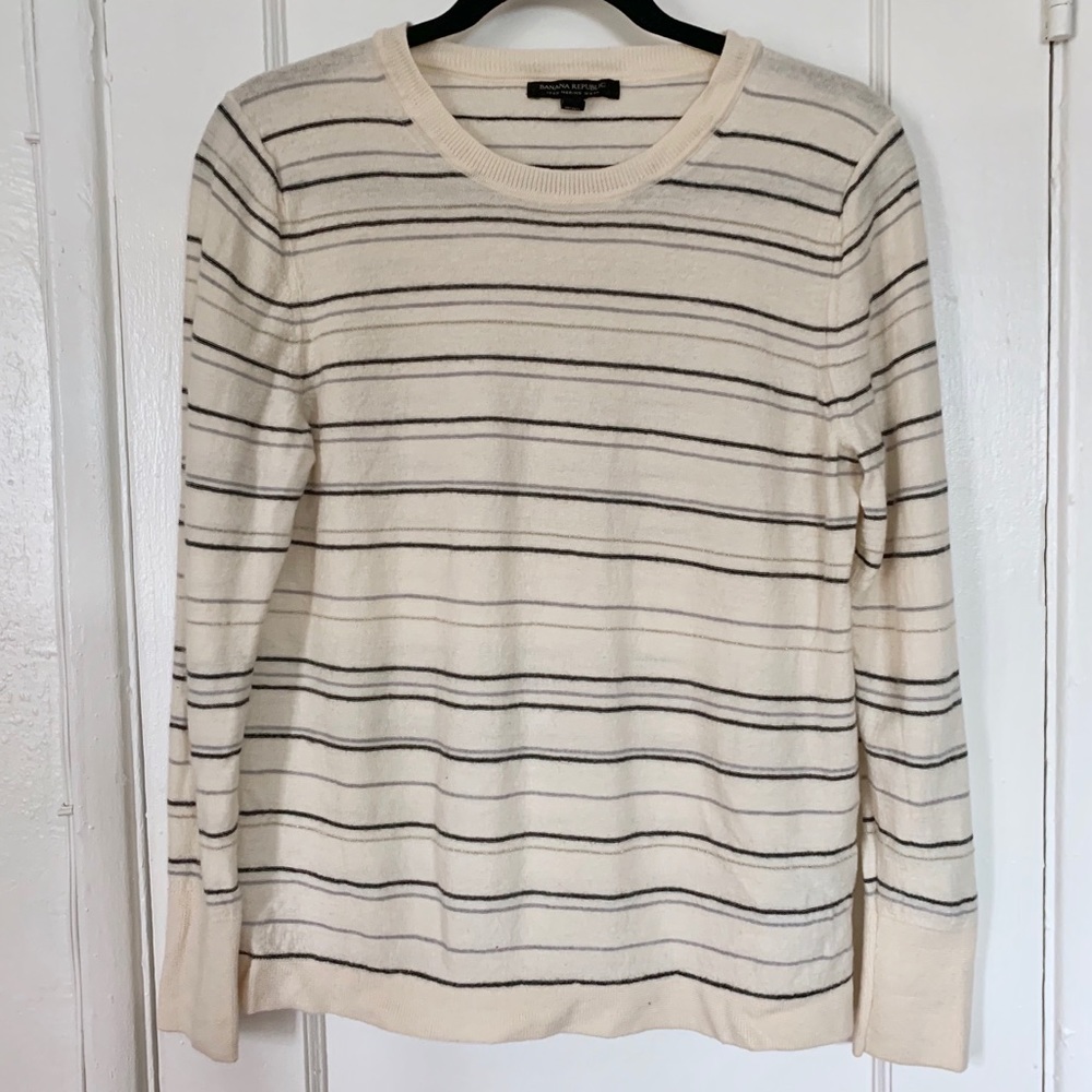 Banana Republic Merino Wool Cream Sweater